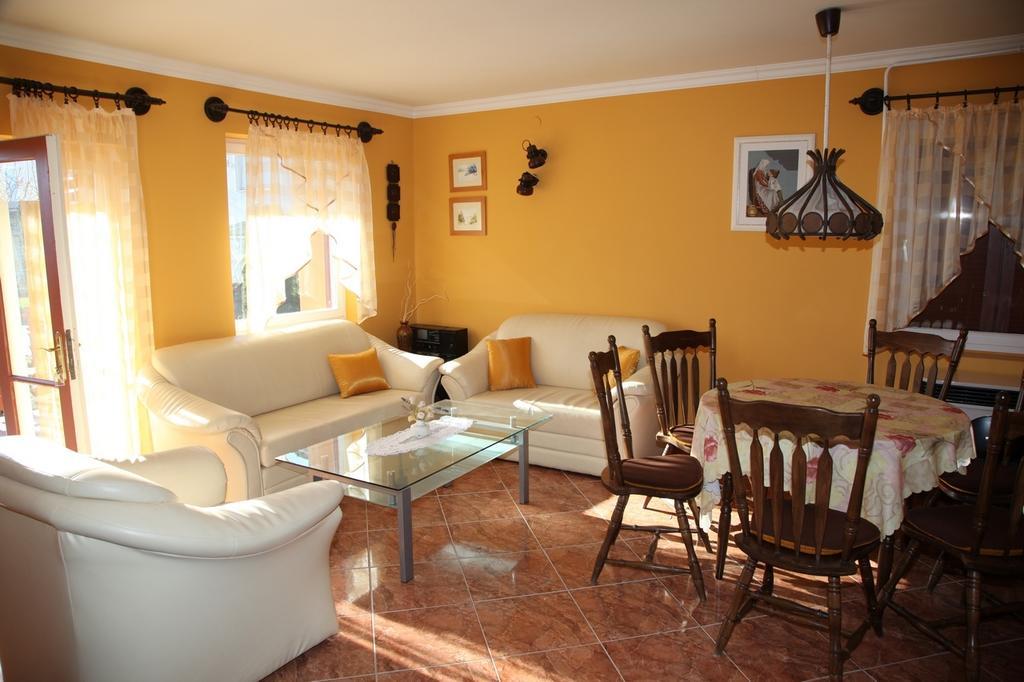 Edina Apartman Zalakaros Zimmer foto