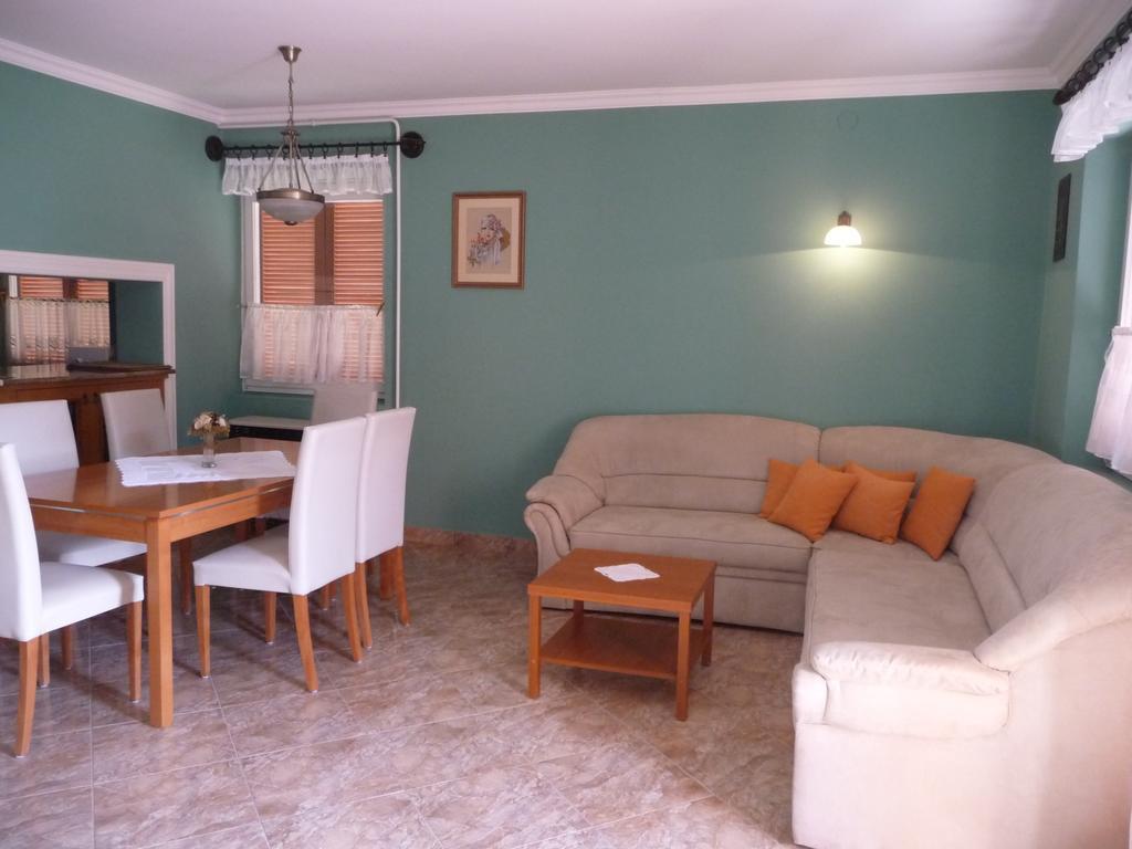 Edina Apartman Zalakaros Zimmer foto